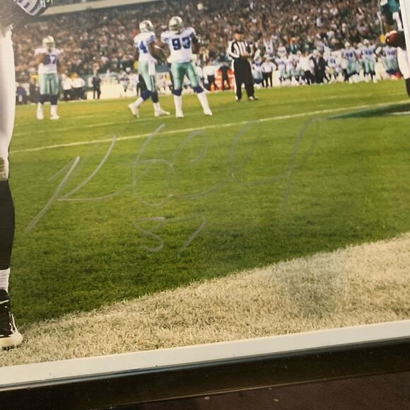 Philadelphia Eagles Brent Celek Autographed 16X20 Framed - Picture 2 of 2